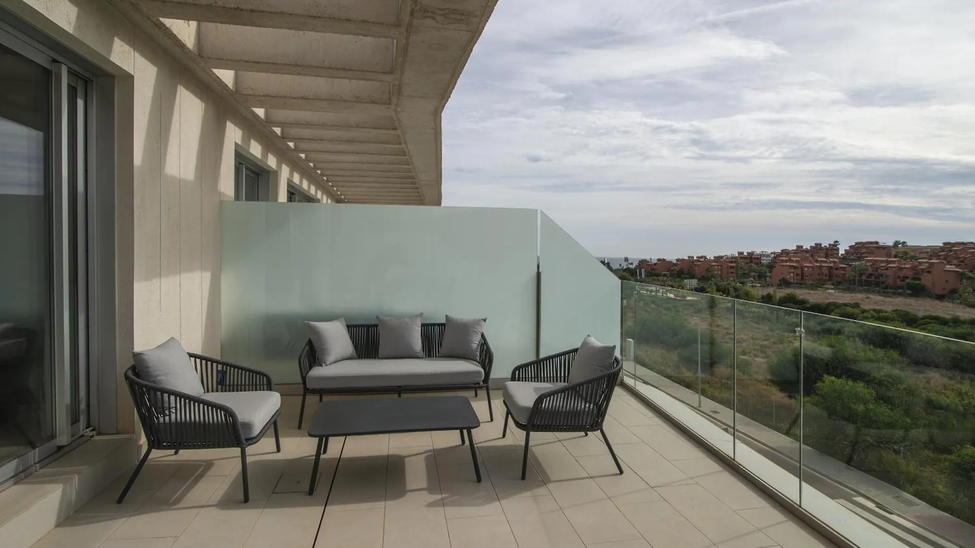 Serenity Apartment 2Br With Pool Estepona